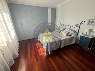 Chalet en alquiler en La Cabaña - Valón en Ferrol