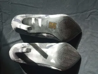 Zapatos de tacón a cuadros