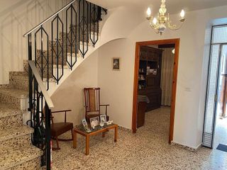 Casa adosada en venta en Rute