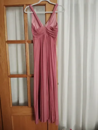 Vestido ceremonia rosa maquillaje