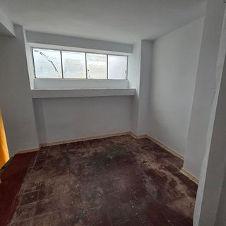 Local comercial en alquiler en San Pablo y Santa Marina en Palencia