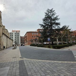 Local comercial en alquiler en San Pablo y Santa Marina en Palencia
