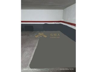 Garaje en alquiler en Centro en Cáceres