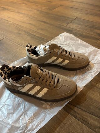 Adidas Spezial Beige/Marrón Nuevas
