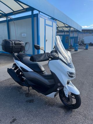 Yamaha Nmax 125 Scooter Automática