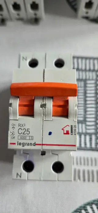 Interruptores magnetoLegrand C40,32,25,16,10