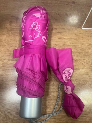 Paraguas Hello Kitty rosa plegable
