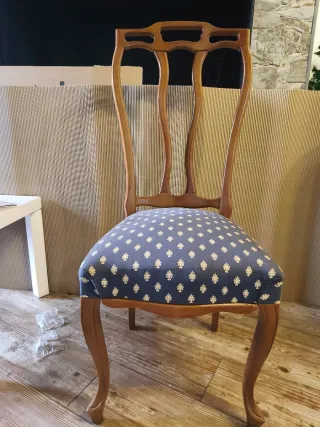 Seis sillas de comedor tapizadas,venta en persona