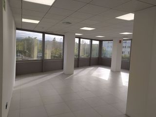 Oficina en alquiler en Coll Favà - Can Magí en Sant Cugat del Vallès