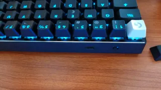 Teclado Logitech Pro X 60 Lightspeed