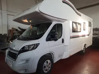 Autocaravana Blanca