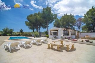 Casa en venta en Teulada Pueblo en Teulada