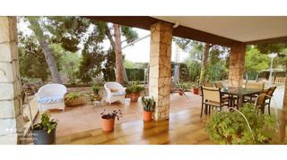 Chalet en venta en Jubalcoi en Elche