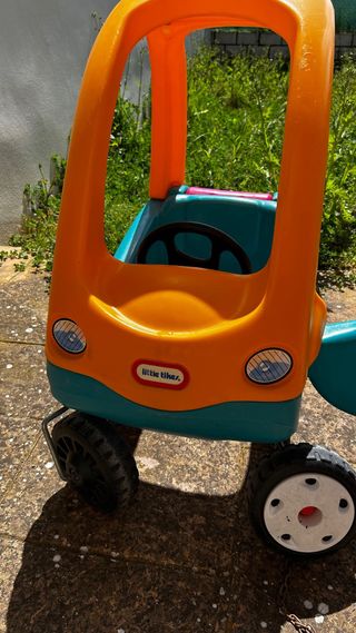 Coche infantil Little Tikes