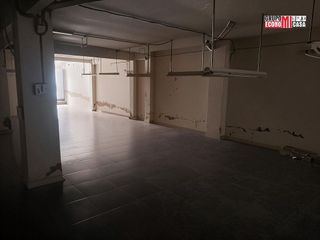 Local comercial en venta en Petrer