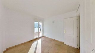 Piso en venta en Los Naranjos - Las Brisas en Marbella