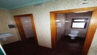 Local comercial en venta en Corrales de Buelna (Los)