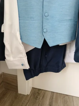 Traje de comunión azul marino
