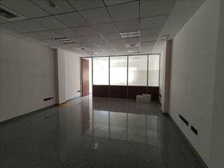 Oficina en venta en El Juncal - Av. de la Paz en Sevilla