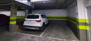 Oficina en venta en El Juncal - Av. de la Paz en Sevilla