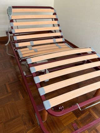 Cama articulada con mando