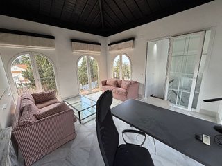 Casa pareada en alquiler en El Mayorazgo - El Limonar en Málaga
