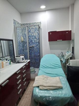 Local comercial en alquiler en Balàfia - Secà de Sant Pere - Llívia en Lleida