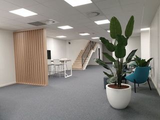 Oficina en alquiler en Zona Industrial en Prat de Llobregat, El