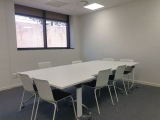 Oficina en alquiler en Zona Industrial en Prat de Llobregat, El