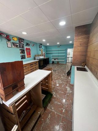 Local comercial en alquiler en Instituts - Universitat en Lleida