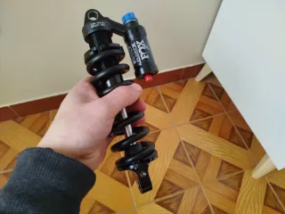 Ammortizzatore a molla 230mm mtb