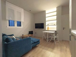 Piso en alquiler en Cortes - Huertas en Madrid