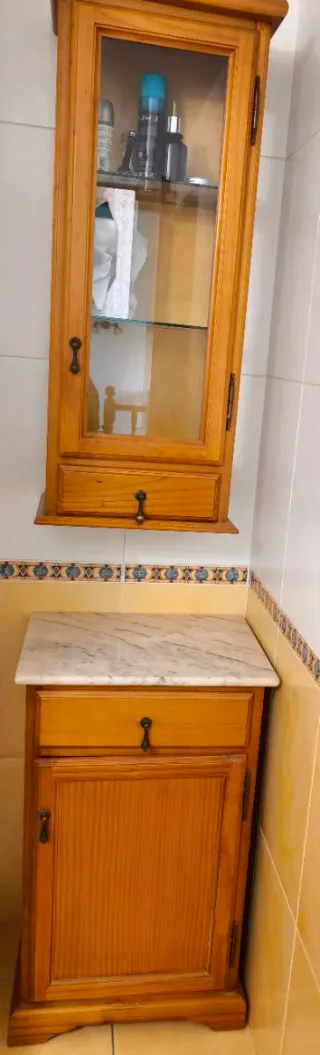 Armario vintage madera y cristal