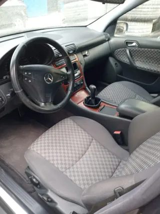 Despiece Mercedes-Benz C270 2004