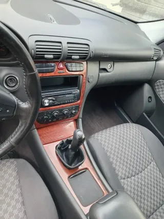 Despiece Mercedes-Benz C270 2004