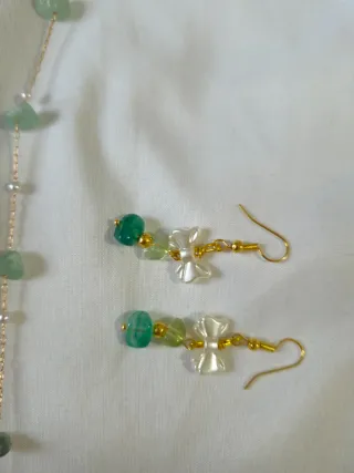 Collar y pendientes piedra natural