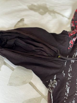 Sudadera Inside con capucha y estampado