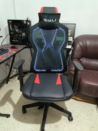Silla Gaming EGLI RGB - Ergonómica - ¡Como nueva!