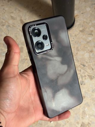 Xiaomi Note 12 Pro+ con caja