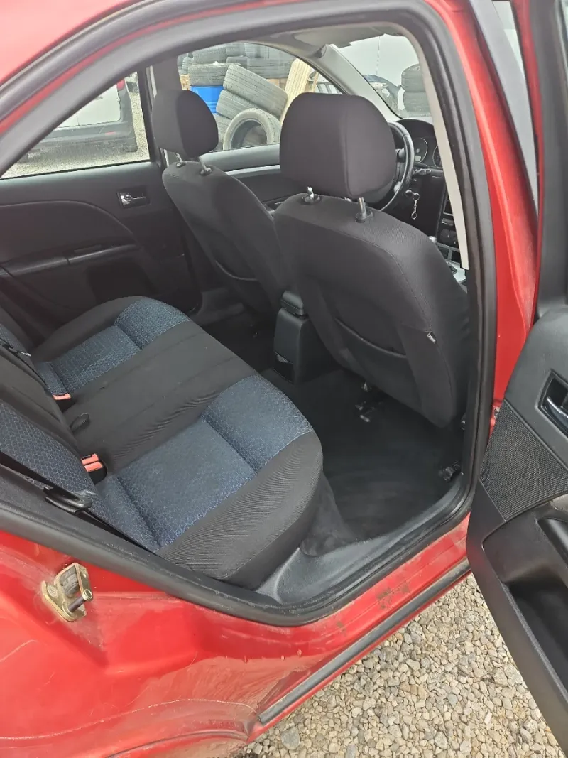 Ford Mondeo 2.0 TDCi Ambiente Plus 2007, foto 7
