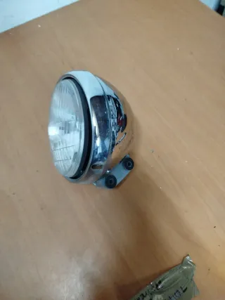 Faro Delantero Suzuki Marauder 2007