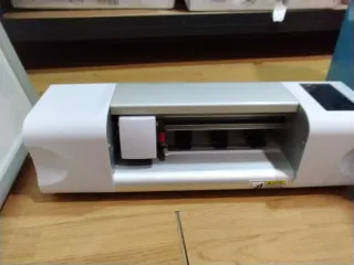 Proyector Plata y Blanco