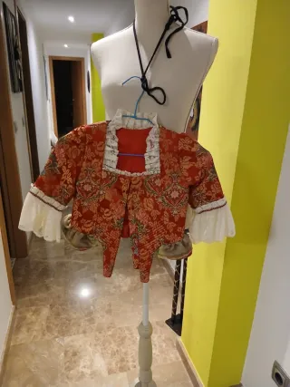 Traje Fallera Niña Rojo y Dorado