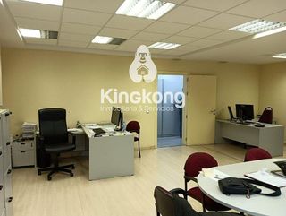 Local comercial en alquiler en Fresnos en Torrejón de Ardoz