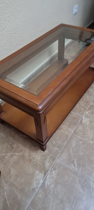 Mesa baja de salón madera y cristal