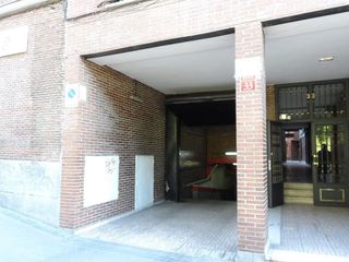 Garaje en alquiler en Palacio en Madrid