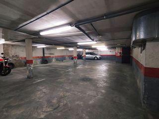 Garaje en alquiler en Palacio en Madrid