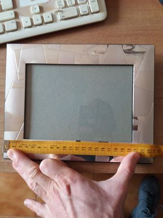 cornice per foto da 12cm (L) x 17cm (H) €1