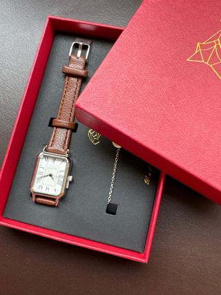 Orologio Elegante Rettangolare Marrone Oro