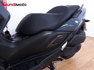 YAMAHA TRICITY 300